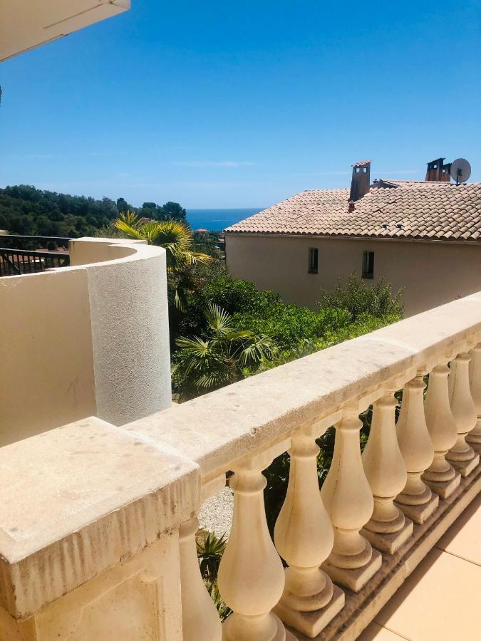Mon Appart Avec Terrasse Et Piscine Roquebrune-Cap-Martin Eksteriør bilde
