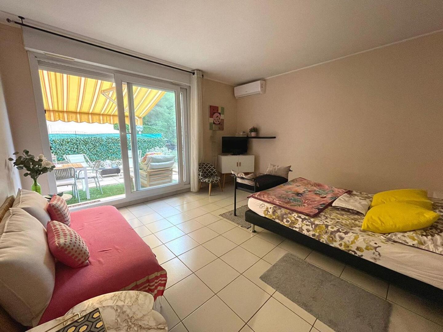 Mon Appart Avec Terrasse Et Piscine Roquebrune-Cap-Martin Eksteriør bilde